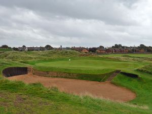 Prestwick 17th Alps Hole